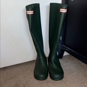 Hunter Dark Green Boots